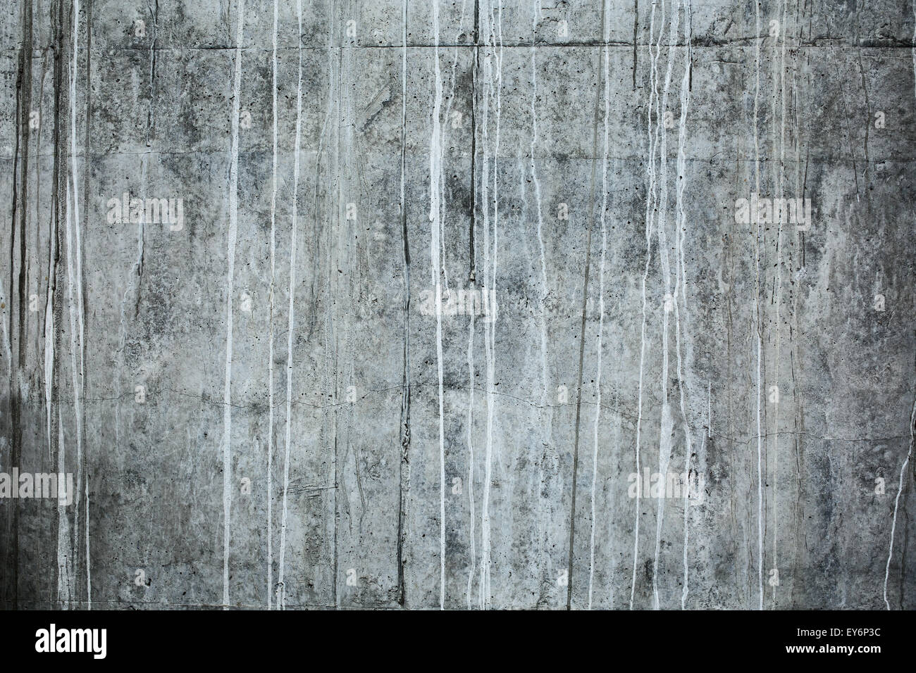 In front of concrete wall hi-res stock photography and images - Alamy