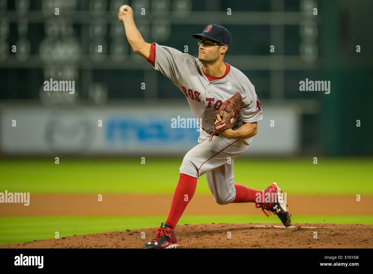 Houston, TX, USA. 22nd July, 2015. Boston Red Sox starting pitcher Joe Kelly (56) pitches during the 4th inning of a Major League Baseball game between the Houston Astros and the Boston Red Sox at Minute Maid Park in Houston, TX. Trask Smith/CSM/Alamy Live News Stock Photo