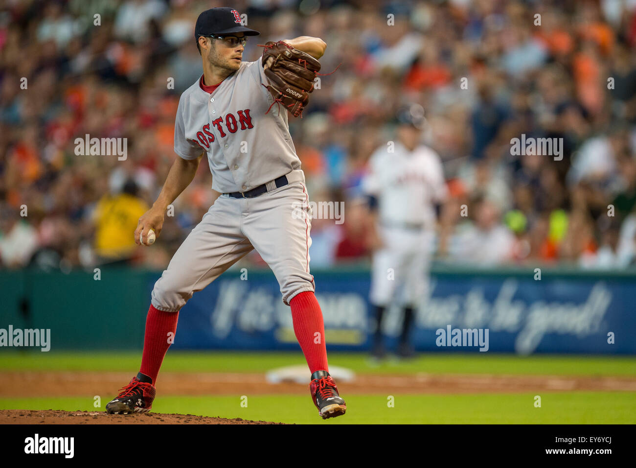 Houston, TX, USA. 22nd July, 2015. Boston Red Sox starting pitcher Joe Kelly (56) pitches during the 2nd inning of a Major League Baseball game between the Houston Astros and the Boston Red Sox at Minute Maid Park in Houston, TX. Trask Smith/CSM/Alamy Live News Stock Photo