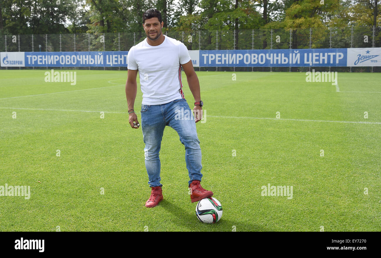 St. Petersburg, Russia. 20th July, 2015. Brazilian national player and player of FC Zenit St. Petersburg, Hulk, poses for the photographers on the training grounds in St. Petersburg, Russia, 20 July 2015. Racist comments are part of the everyday life in Russian soccer, Hulk said. 'That happens during every match. I used to get mad. Today I blow the supporters kisses', the striker said on Monday. Photo: Marcus Brandt/dpa/Alamy Live News Stock Photo