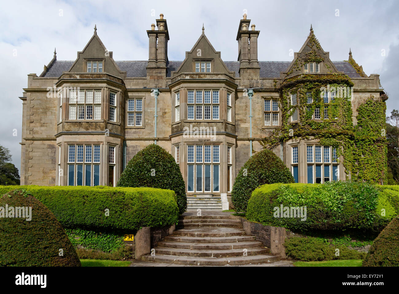 Muckross House, museum, Killarney National Park, Cloghereen, Munster