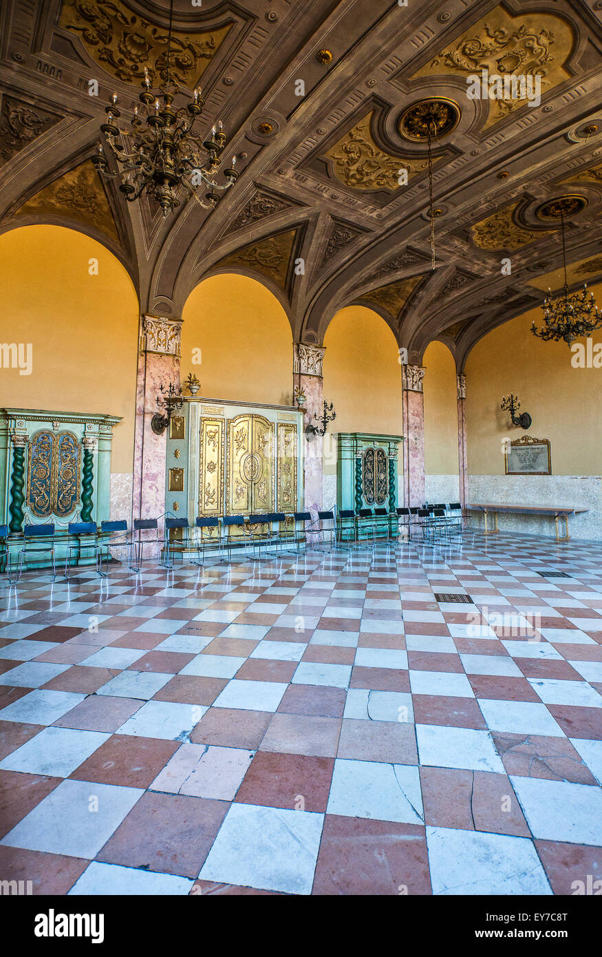 Sinagoga italiana hires stock photography and images Alamy