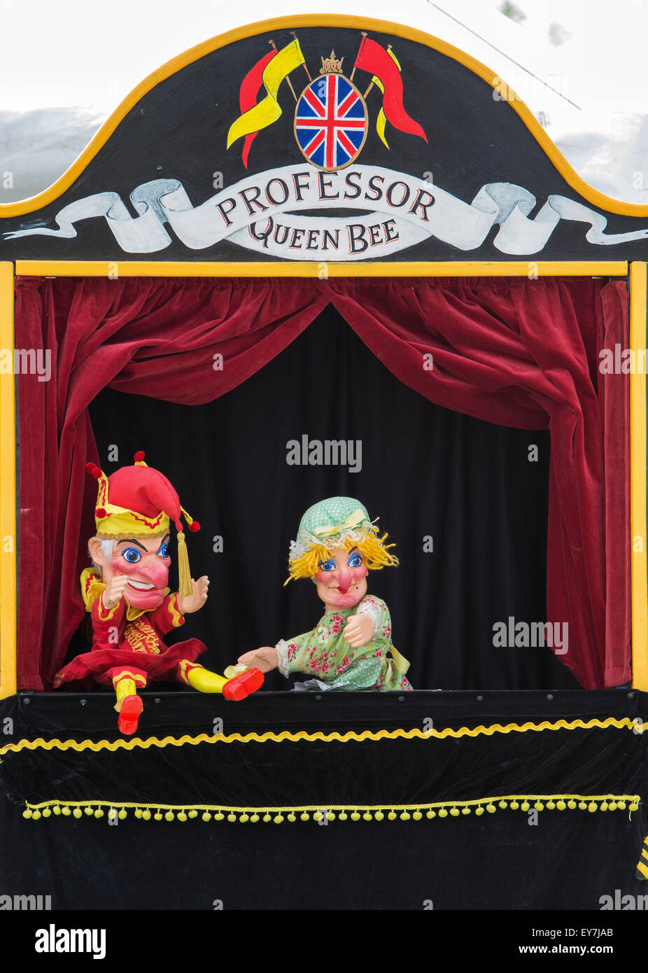 Punch and Judy Show at the Thames Traditional Boat Festival, Fawley Meadows, Henley On Thames, Oxfordshire, England Stock Photo