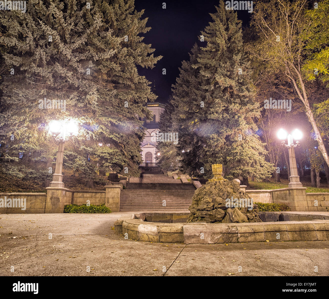 Qaynona tiqilib qolgan porno video