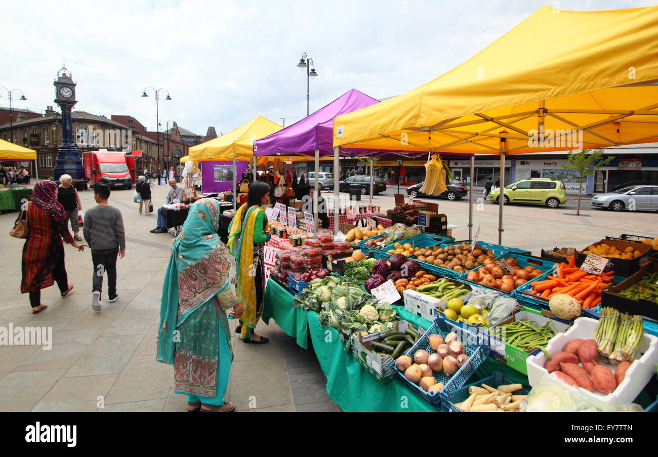 Market day on Effingham Street market in Rotherham town centre Rotherham, South Yorkshire