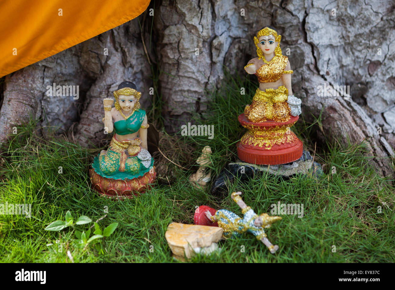 Kuman Thong and Hong Phrai figures at Wat Phra Borommathat Chaiya in Chaiya, Surat Thani, Thailand. Stock Photo