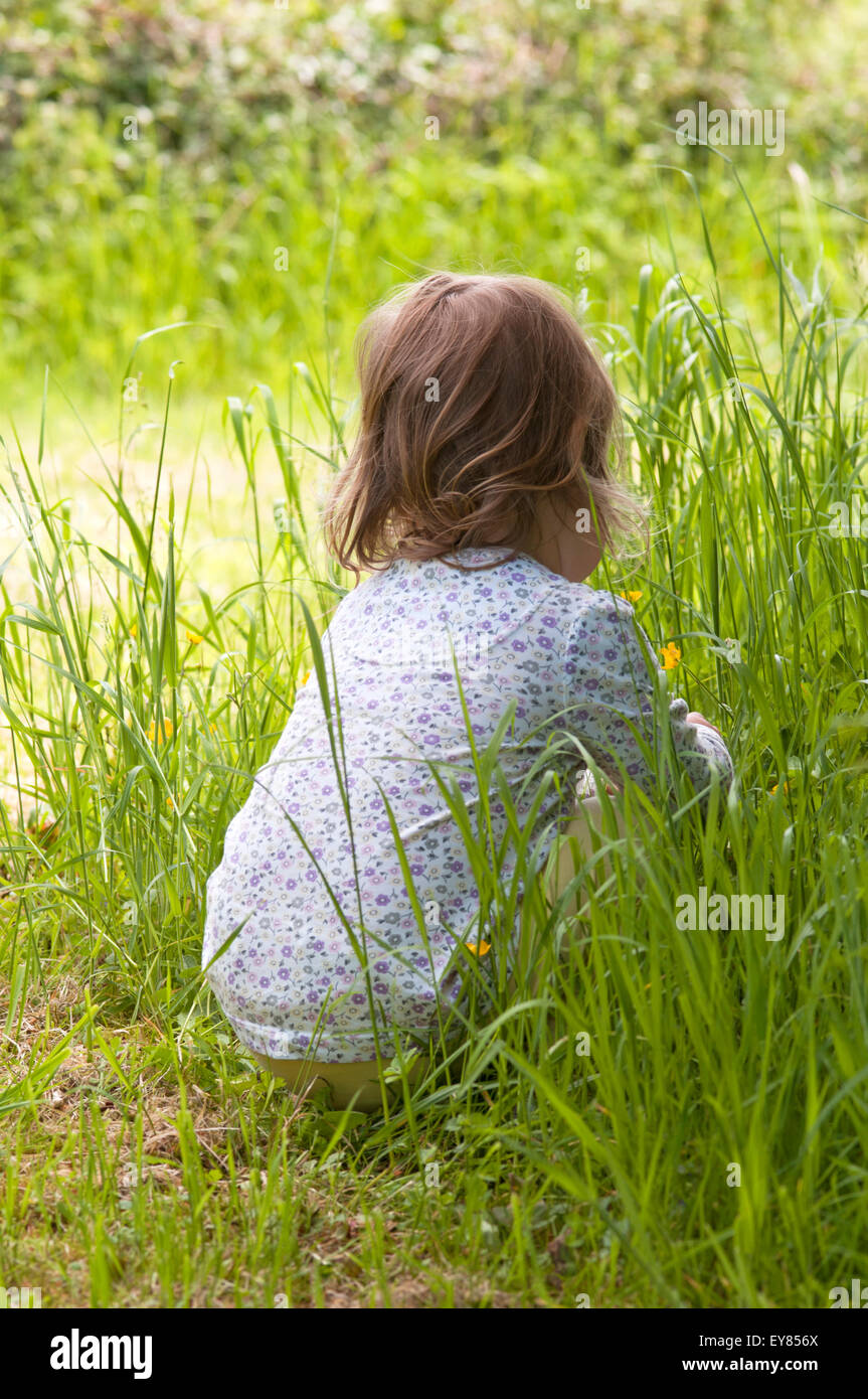 Little girl rear view hires stock photography and images Alamy