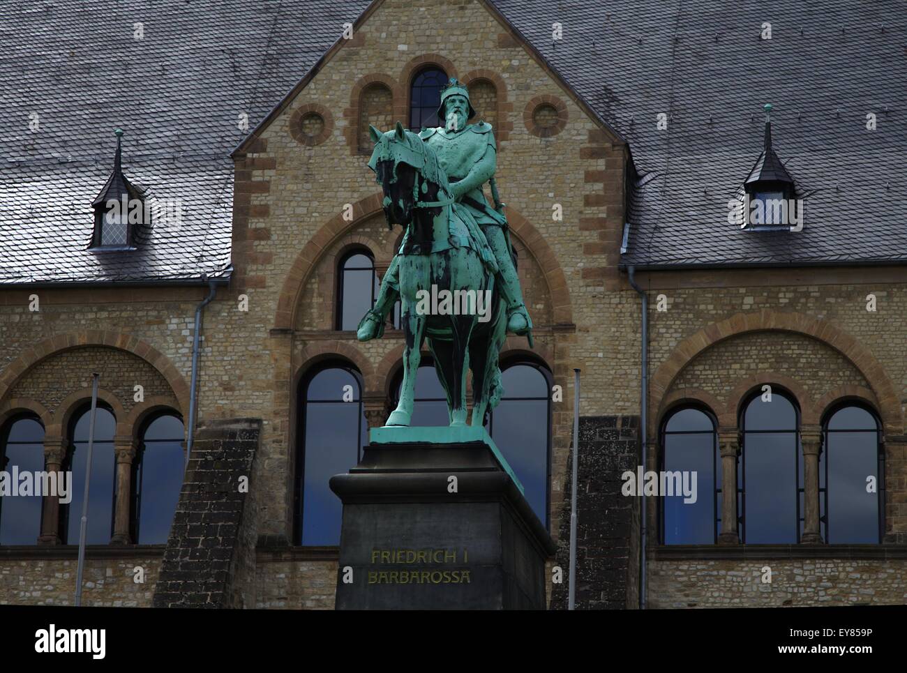 Statue of Emperor Barbarossa in Goslar in font of the 'Kaiserpfalz' Stock Photo