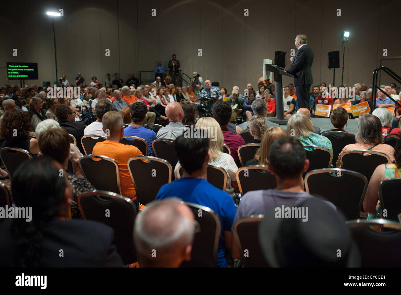 London, Ontario, Canada. 23rd July, 2015. Thomas Mulcair, leader of the opposition and the New Democratic Part of Canada delivers a pre-election speech at a rally held in London, Canada. At the time the speech was given, his party held a slight lead over the governing Conservative Party of Canada lead by current Prime Minister Stephen Harper. Credit:  Mark Spowart/Alamy Live News Stock Photo