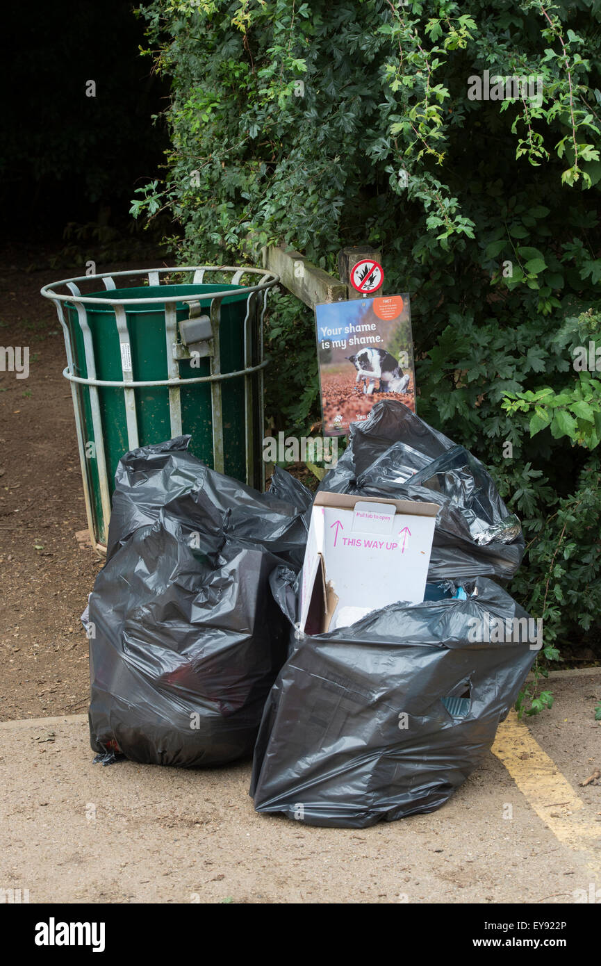 Rubbish bags hires stock photography and images Alamy