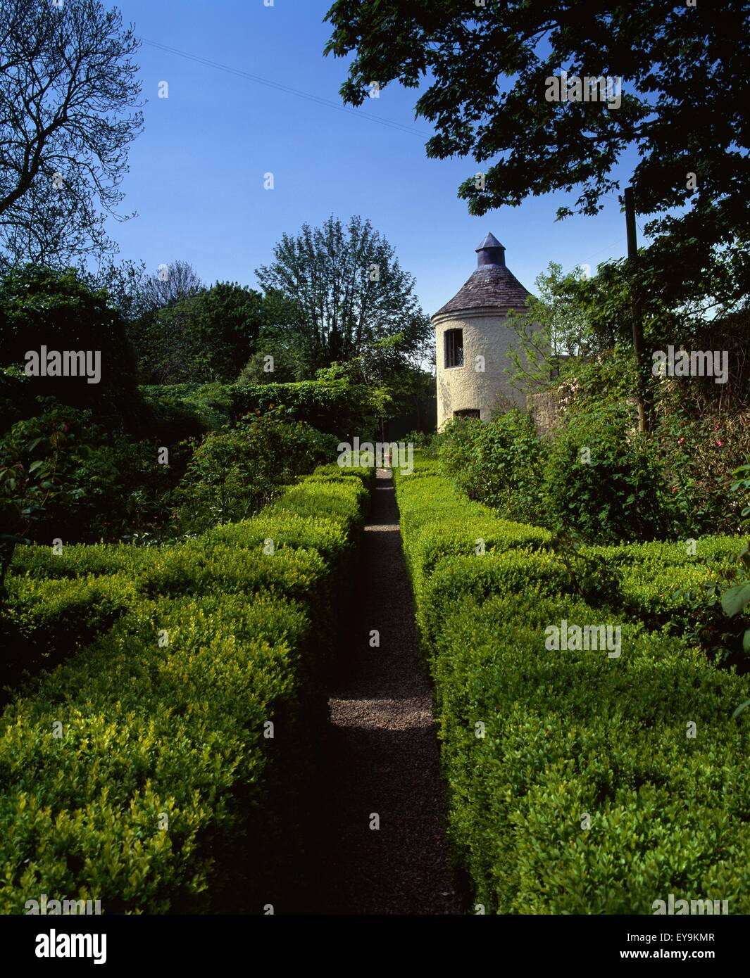 Isolde's Tower, White Garden, Butterstream Gardens, Co Meath, Ireland; Dovecote In Gardens During Summer Stock Photo