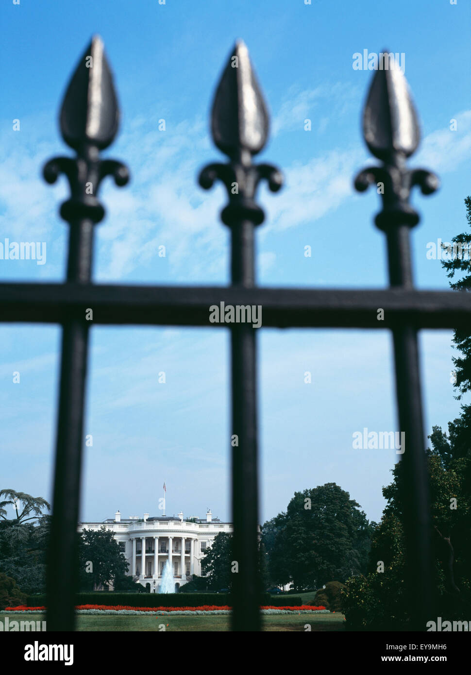 House white fence hires stock photography and images Alamy