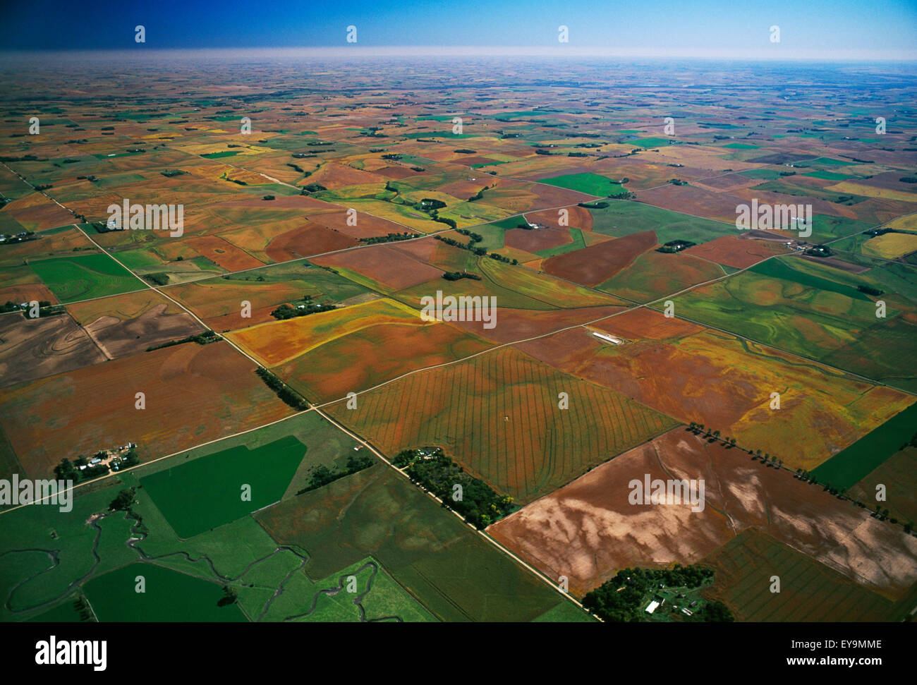 Agriculture - Aerial view of farmsteads and agricultural fields in Autumn / near Yankton, South Dakota, USA. Stock Photo