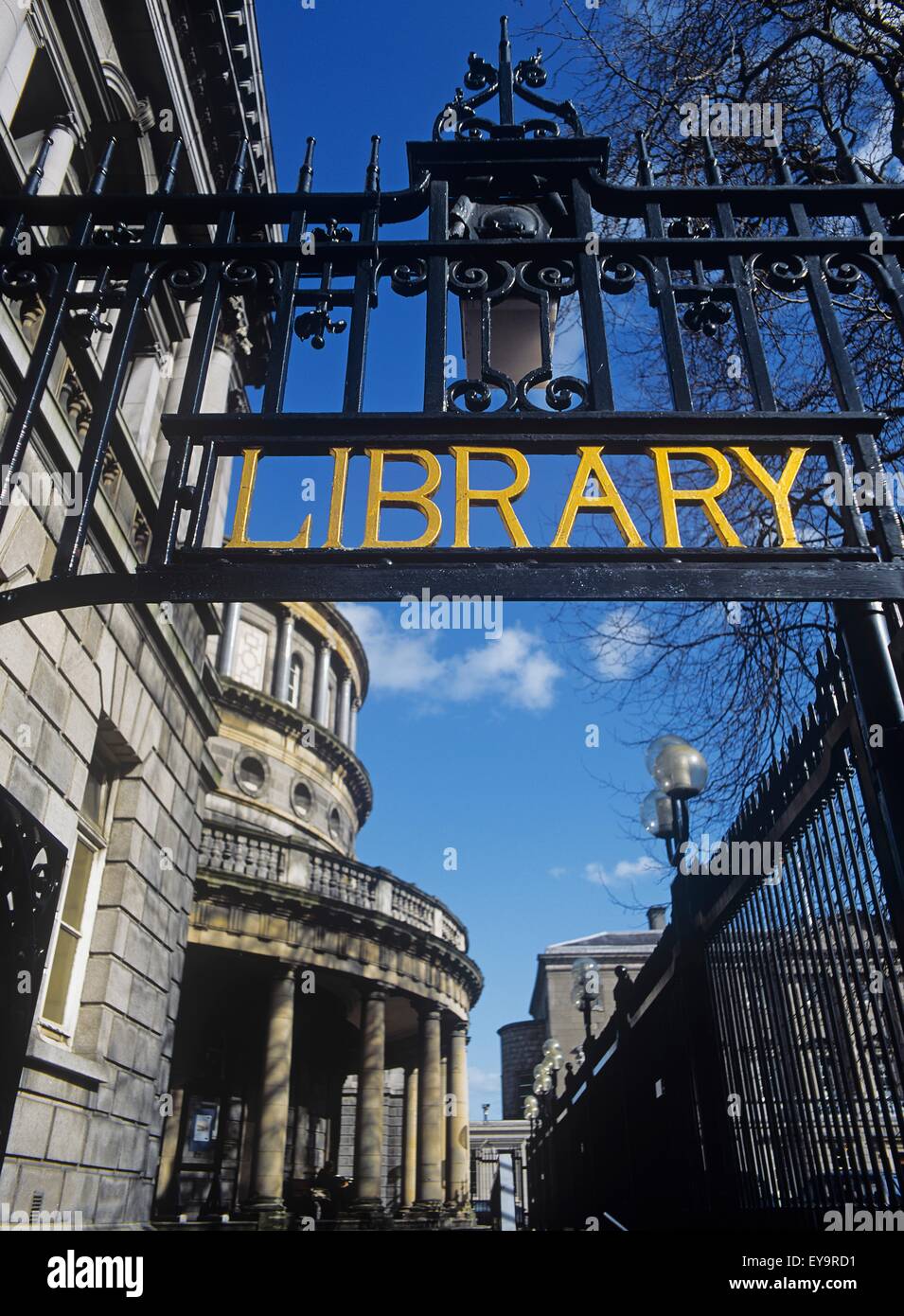 Library metal gate hi-res stock photography and images - Alamy