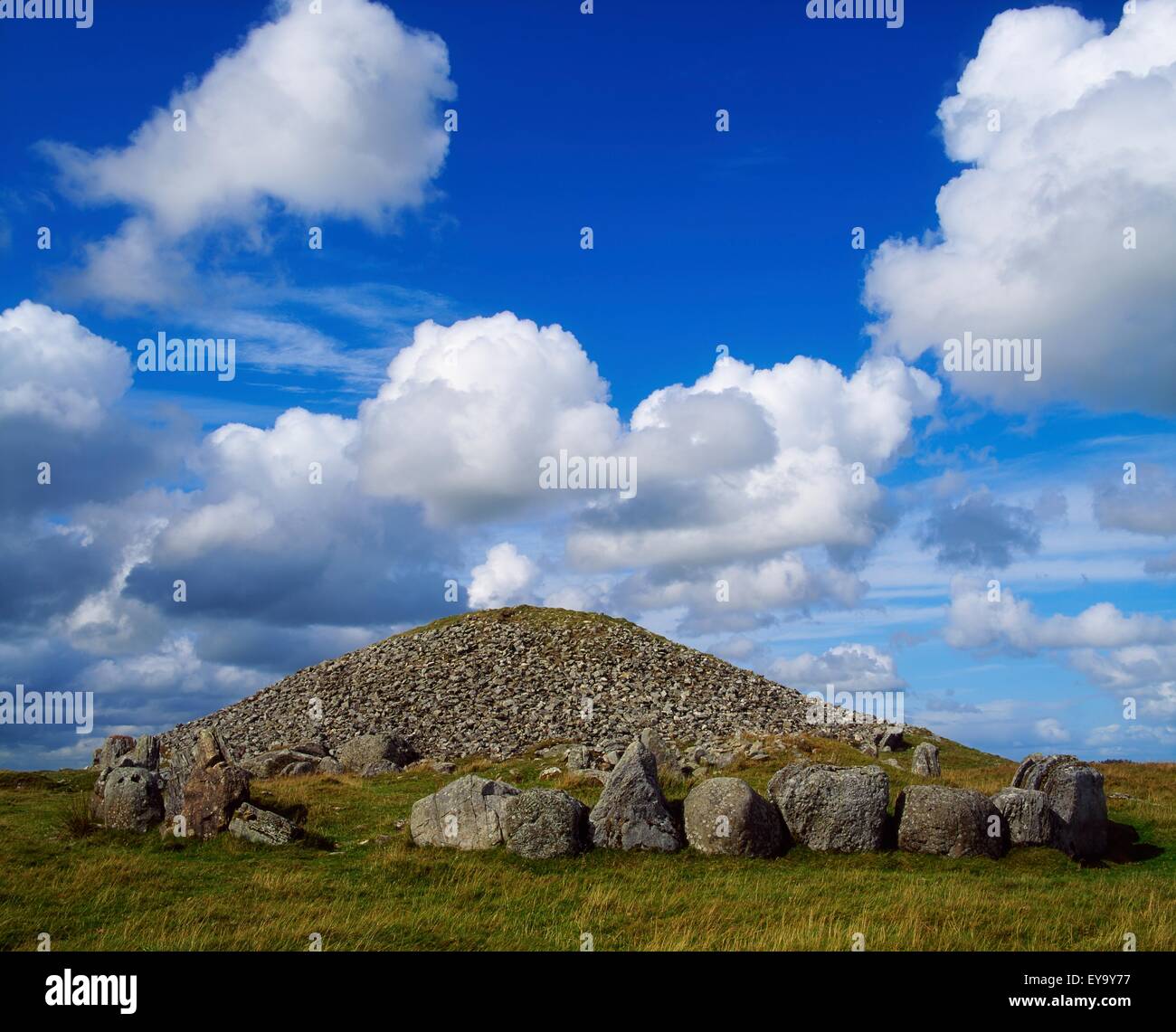 Slieve Na Calliagh, Co Meath, Ireland; 5000 Year Old Burial Chamber Cairn At The Summit Of A Mountain Stock Photo