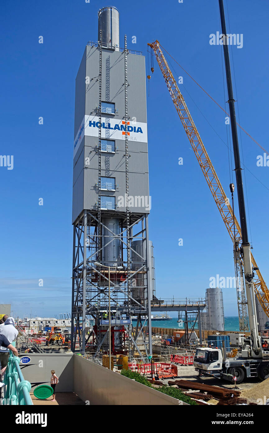 Construction work on the Brighton i360 - a new attraction on Brighton's seafront and the world's first vertical cable car Stock Photo