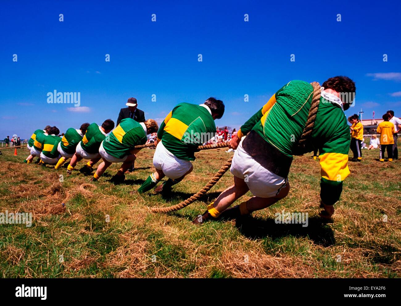 Tug Of War; Men Competing In A Tug Of War Competition Stock Photo - Alamy