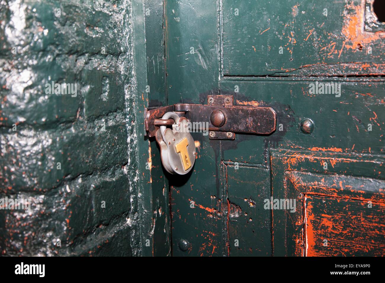 Prison cell door lock hires stock photography and images Alamy