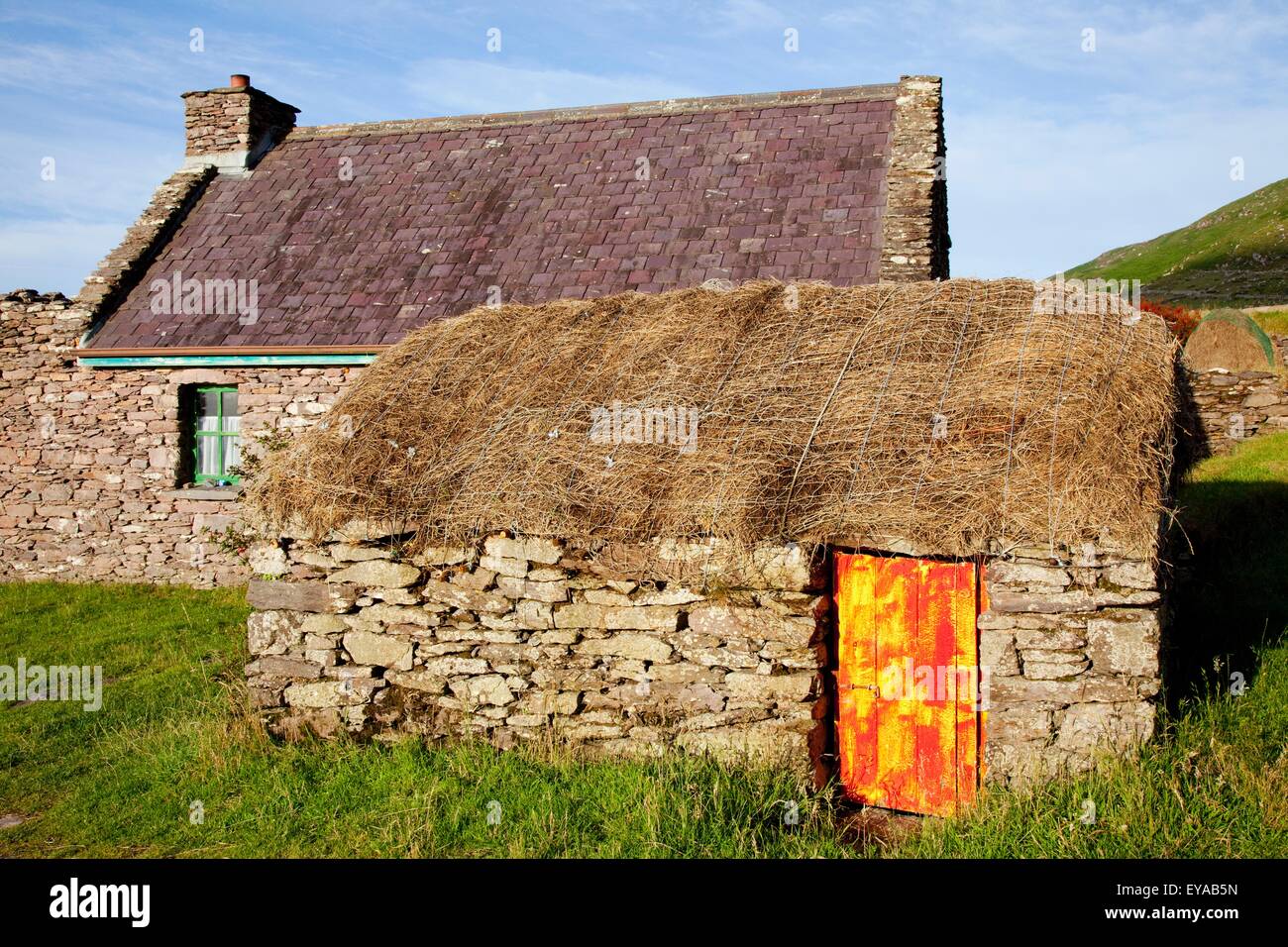 Irish Rural Irish hillside cottage hi-res stock photography and images - Alamy