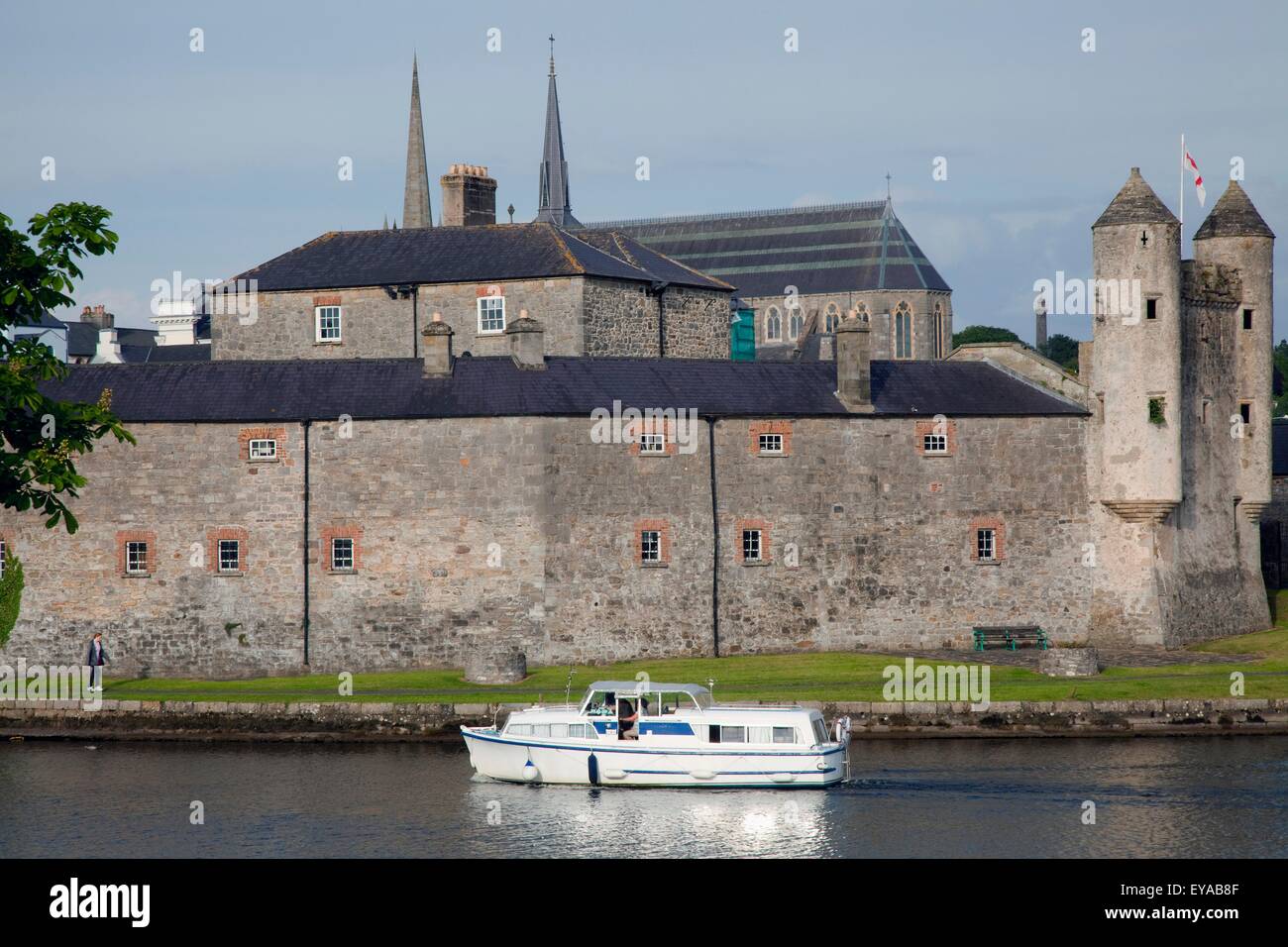 Water boat enniskillen hires stock photography and images Alamy