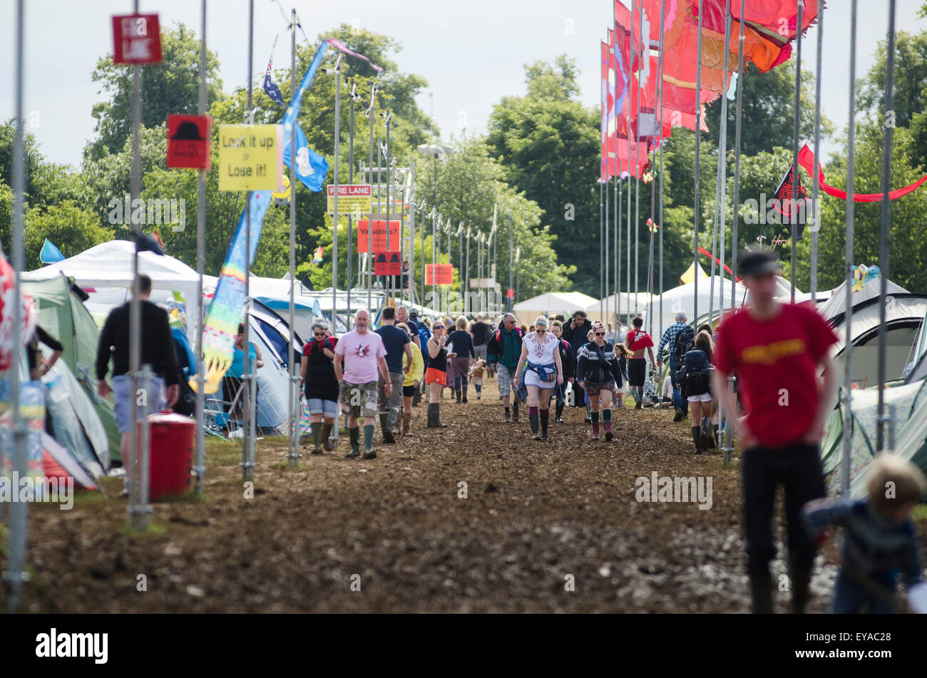 Camping Uk Festival High Resolution Stock Photography And Images Alamy camping-uk-festival-high-resolution-stock-photography-and-images-alamy