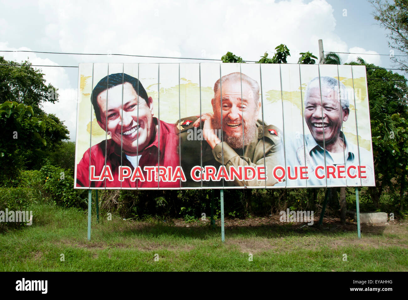 The 1999 Friendship Ball owned by Fidel Castro - signed by Hugo Chavez