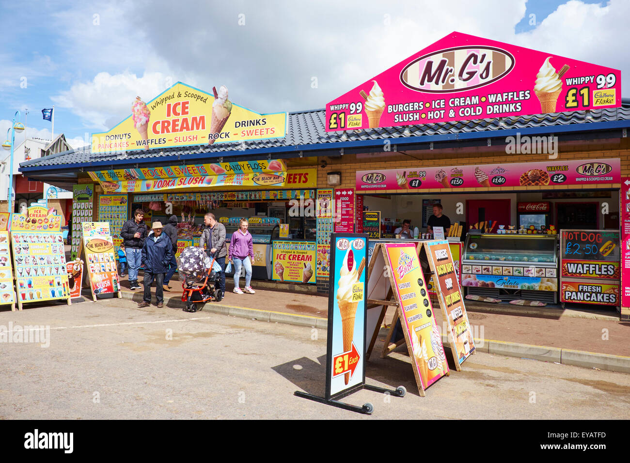 Beach Front Snack And Ice Cream Kiosks, Tower Esplanade Skegness Lincolnshire UK Stock Photo