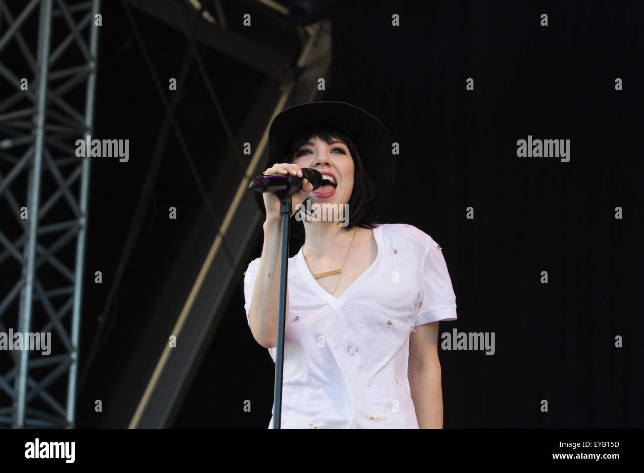 Portsmouth, UK 25 July 2015 Carly Rae Jepsen opens the Waterfront Arena