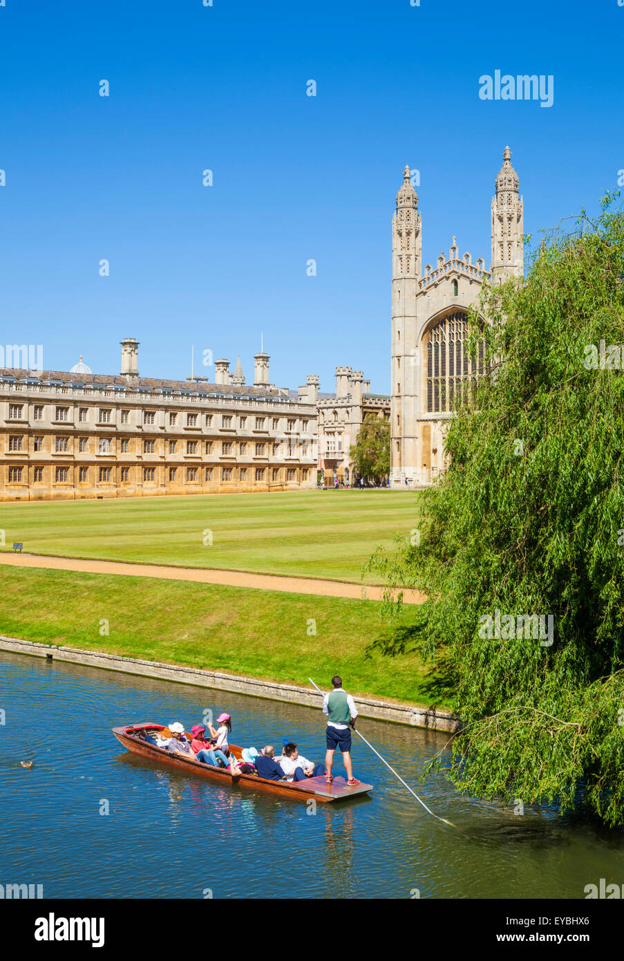 Tourist Punting tour on the River Cam with Kings college and Clare college Cambridge Cambridgeshire England UK GB EU Europe Stock Photo