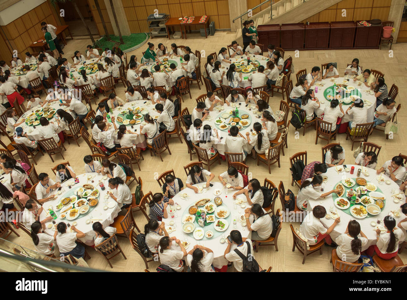 Students having lunch at Beijing language and Culture University - July 2015 Stock Photo
