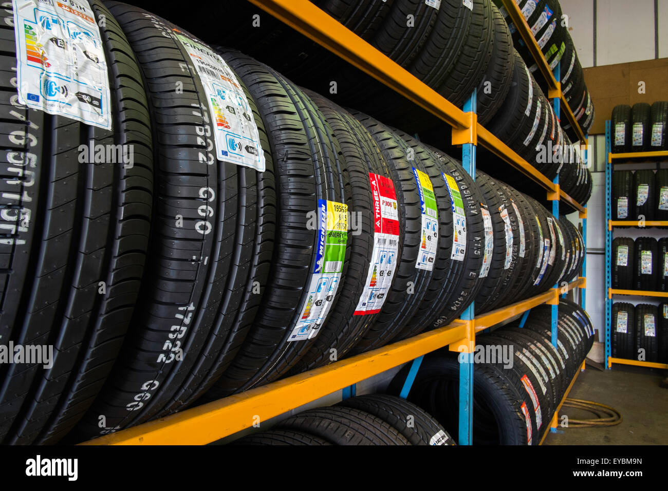 Tyre tyres tire tires rack racks hires stock photography and images