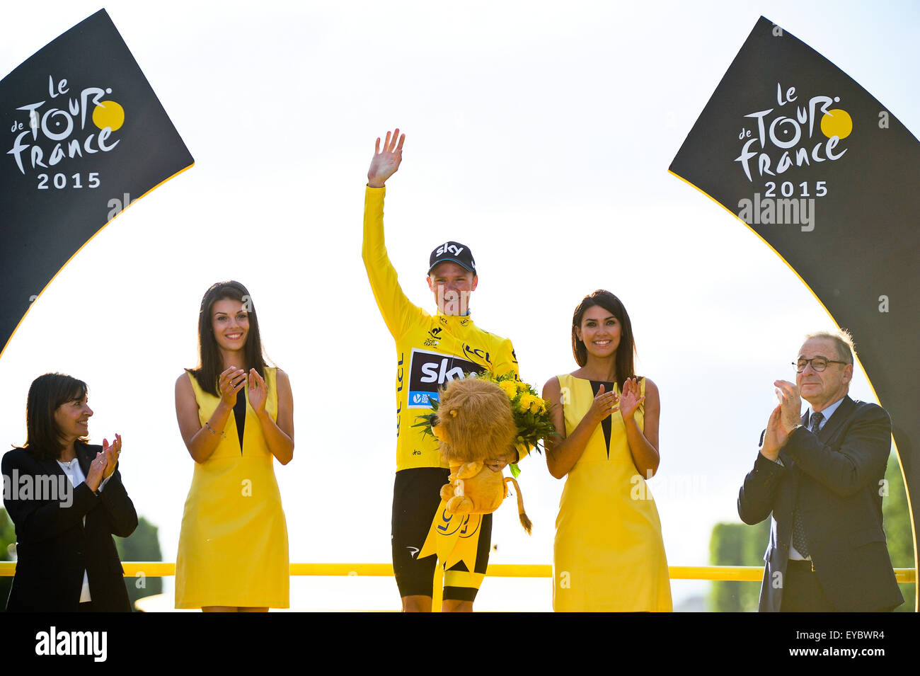 Paris, France. July 26, 2015. Chris Froome (GBR) of Team Sky wearing the yellow jersey after winning the 2015 Tour de France in Paris. Photo: Miroslav Dakov/ Alamy Live News Stock Photo