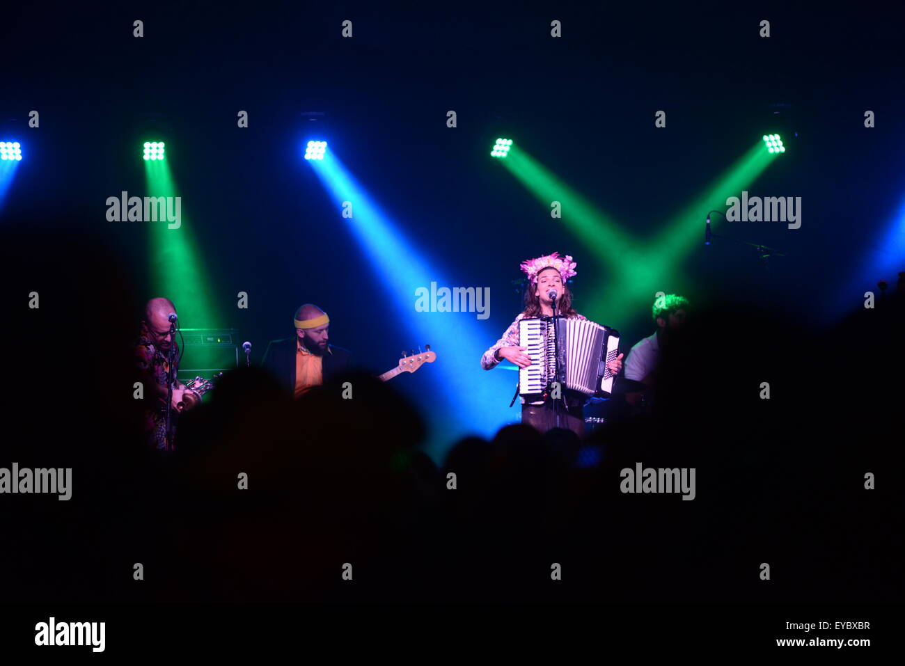 Barnsley, UK. 25th July 2015. Molotov Jukebox performing at Underneath the Stars Festival, Barnsley, South Yorkshire. Picture: Scott Bairstow/Alamy Stock Photo