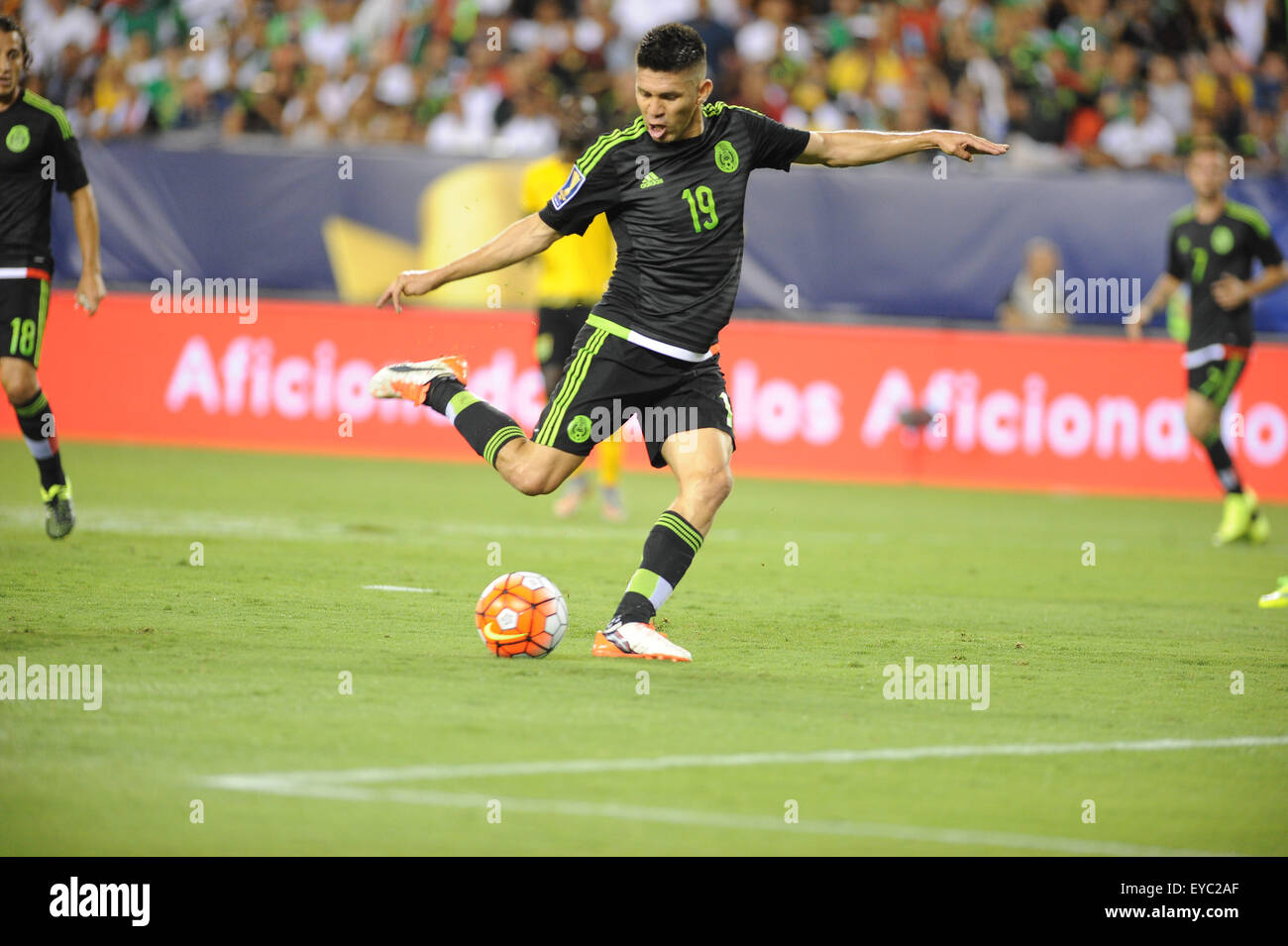 Philadelphia, Pennsylvania, USA. 26th July, 2015. Mexico player, ORIBE PERALTA (19) in action during the Gold Cup championship game The Gold Cup match played at Lincoln Financial Field in Philadelphia Pa (Credit Image: © Ricky Fitchett via ZUMA Wire) Stock Photo