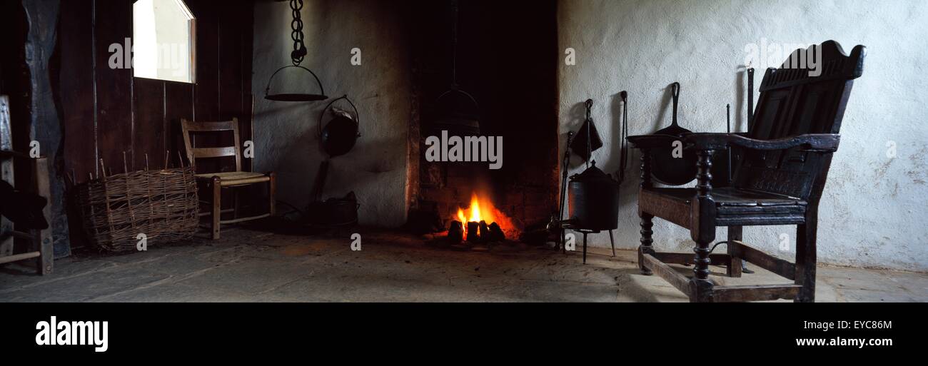 Ireland 18th century house interior hi-res stock photography and images ...