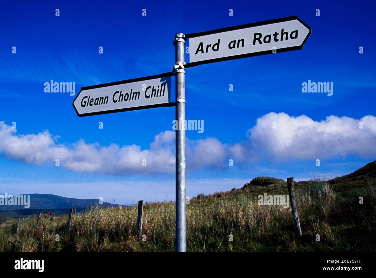 Gaelic Road Signs Stock Photos & Gaelic Road Signs Stock Images Alamy