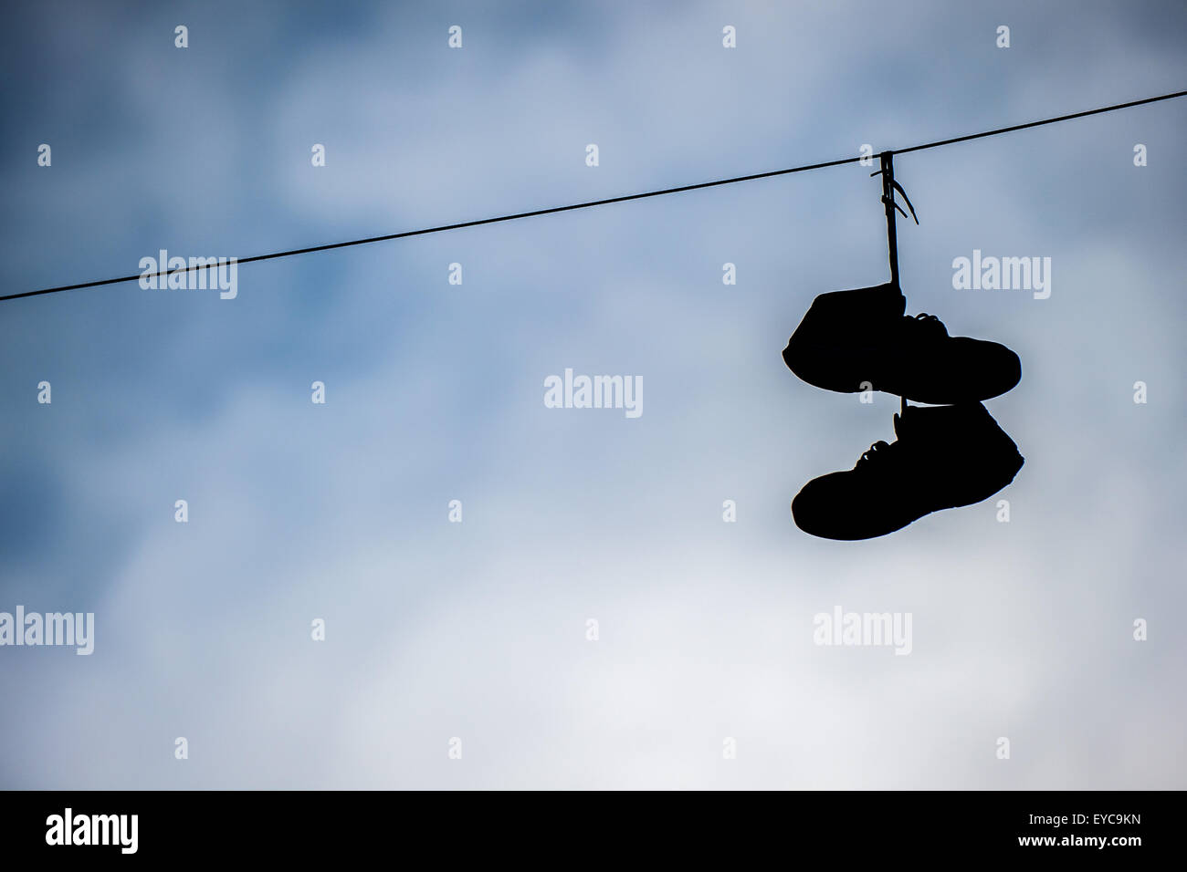 Oldenburg, Germany, shoes on a power line Stock Photo - Alamy