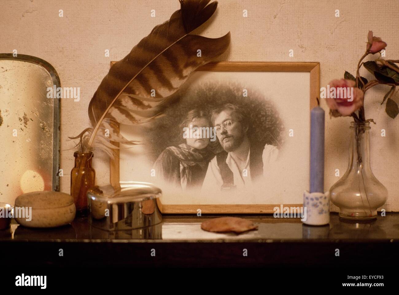 Mantel hi-res stock photography and images - Alamy