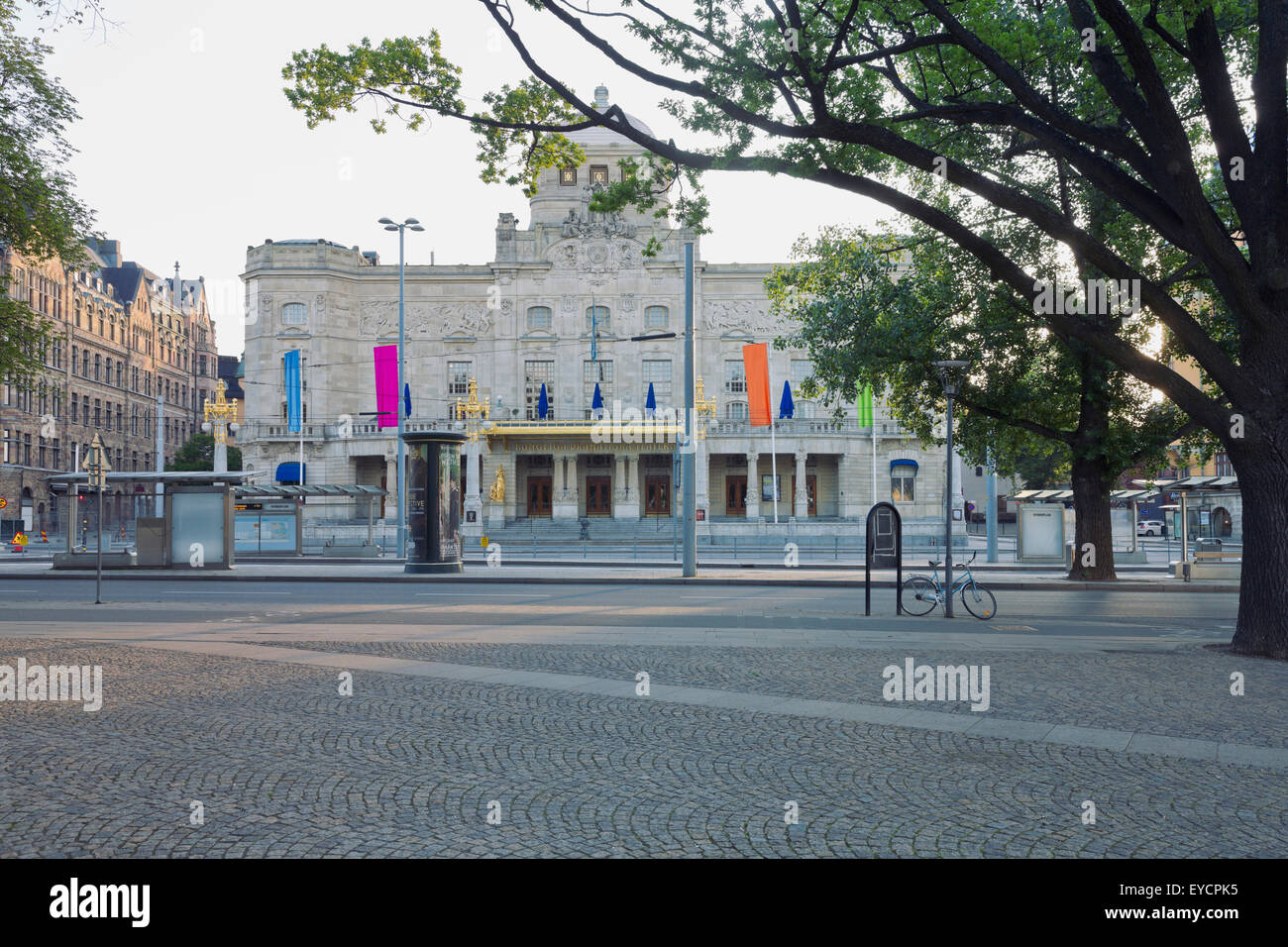 Royal dramatic hi-res stock photography and images - Alamy