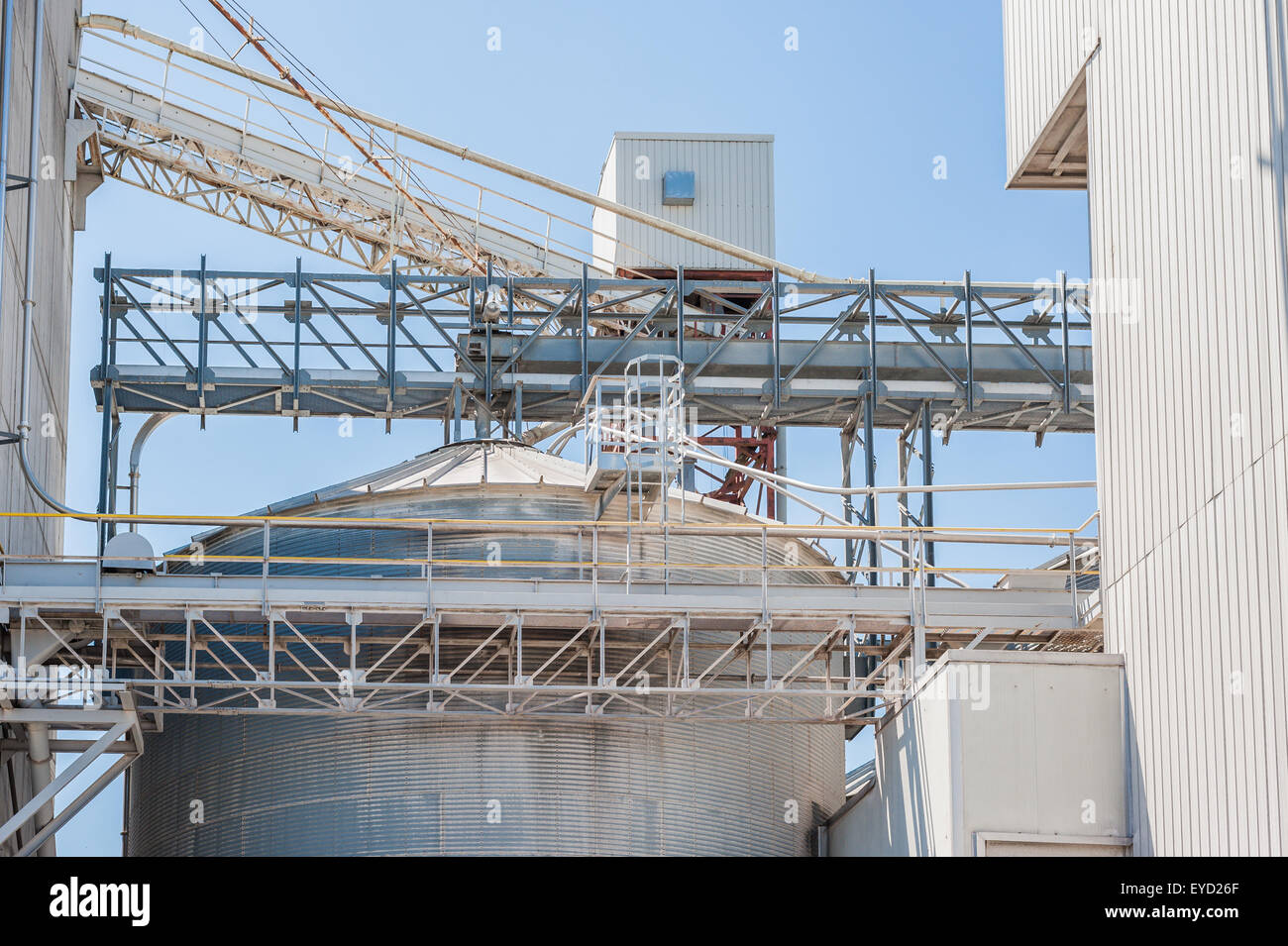 Plant for the drying and storage of cereals Stock Photo - Alamy