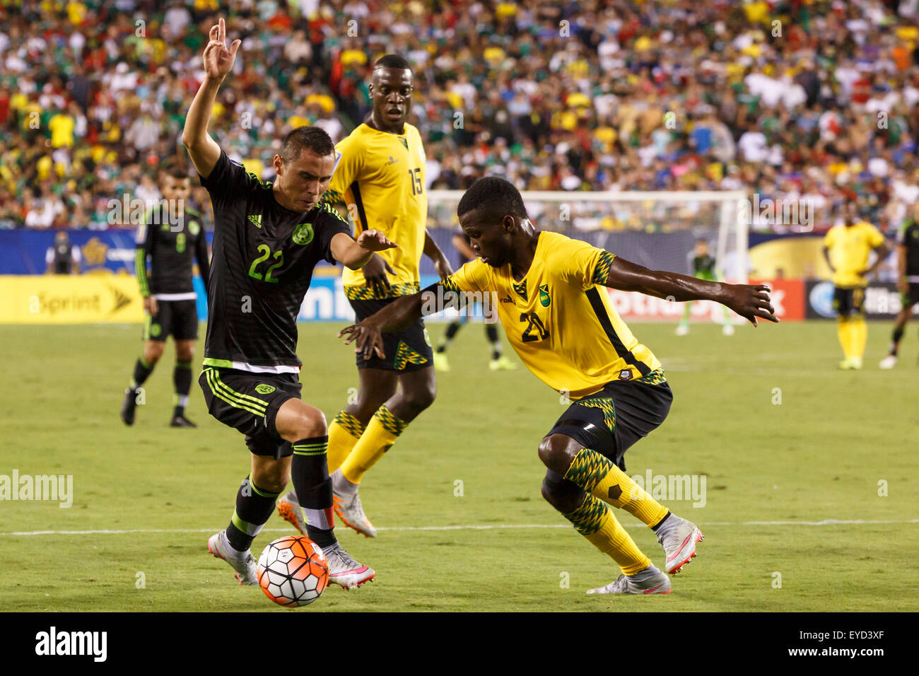 July 26, 2015: Mexico defender Paul Aguilar (22) battles with Jamaica defender Kemar Lawrence (20) for the ball during the CONCACAF Gold Cup 2015 Final match between Jamaica and Mexico at Lincoln Financial Field in Philadelphia, Pennsylvania. Mexico won 3-1. Christopher Szagola/CSM Stock Photo