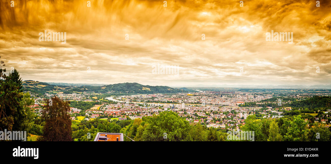 Downtown Linz Austria High Resolution Stock Photography and Images - Alamy