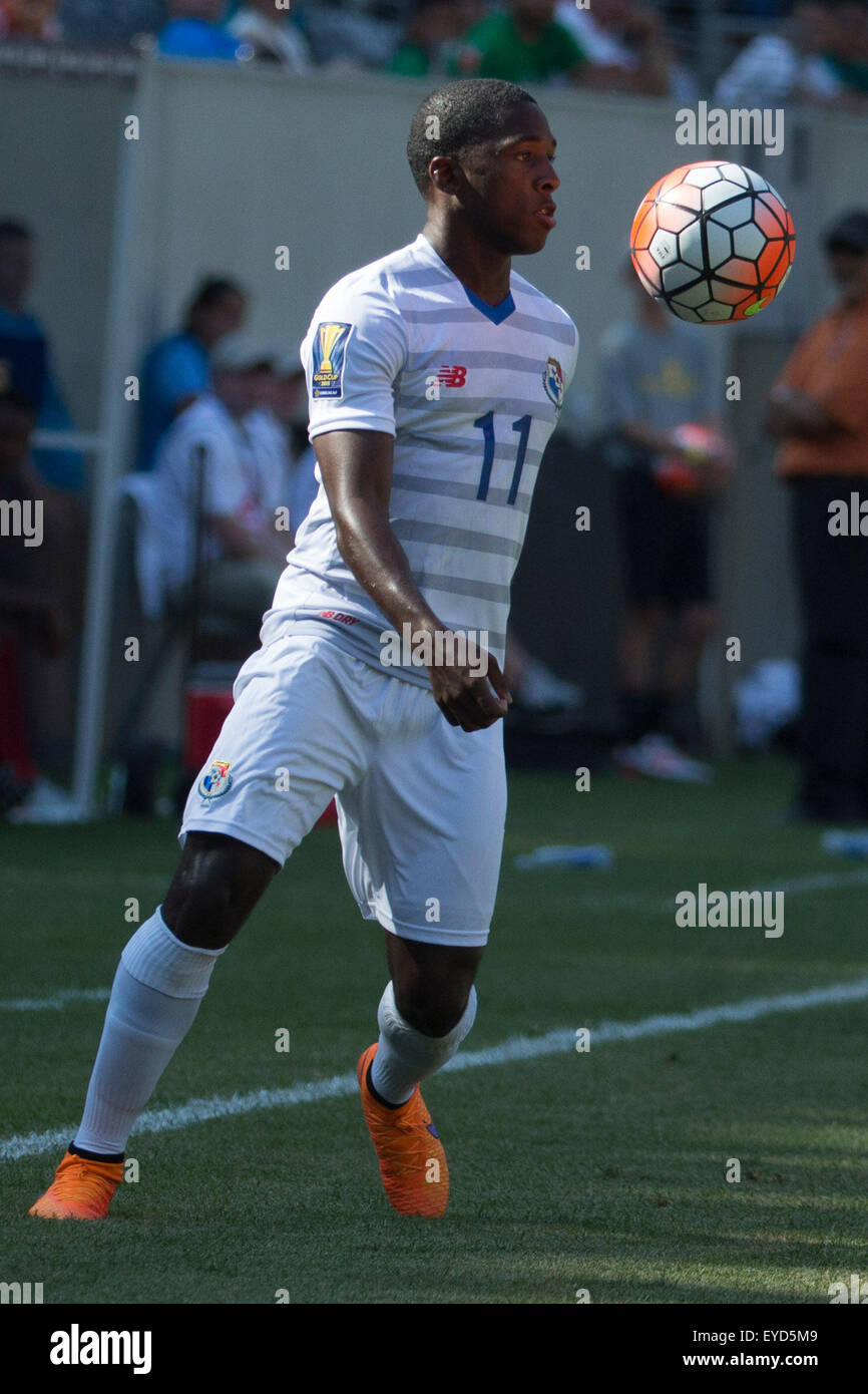 The Match By Shootout. 19th July, 2015. Panama midfielder Armando Cooper (11) in action during the CONCACAF Gold Cup 2015 Quarterfinal match between the Trinidad & Tobago and Panama at MetLife Stadium in East Rutherford, New Jersey. Panama won the match by shootout. (Christopher Szagola/Cal Sport Media) © csm/Alamy Live News Stock Photo