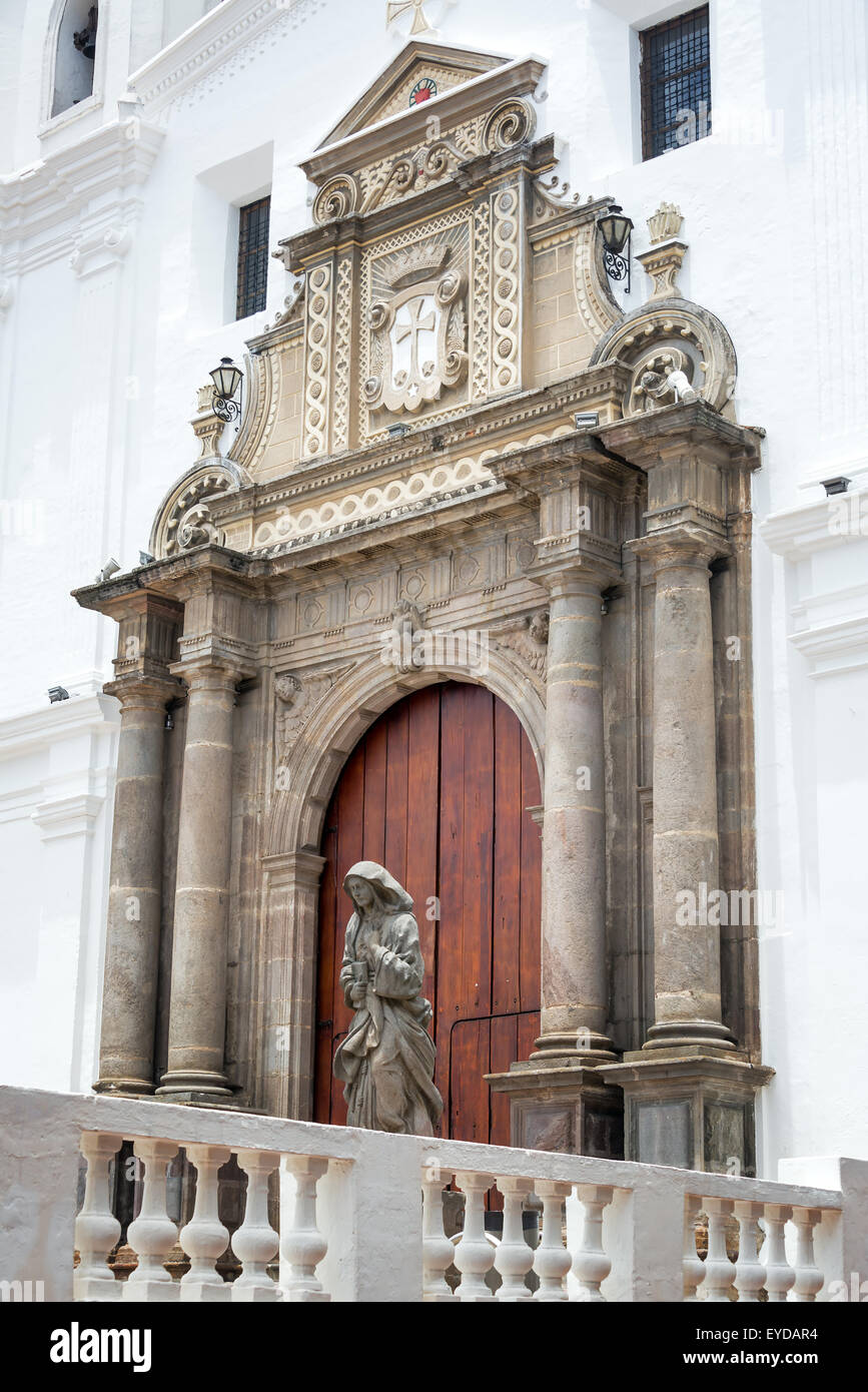Downtown quito hi-res stock photography and images - Alamy