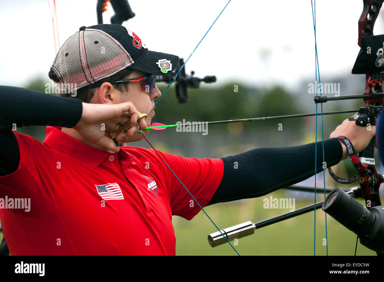 Copenhagen, Denmark, July 27th, 2015. US archer Braden Gellenthien takes aim for his shoot in the qualifying round in compound bow at the World Archery Championships in Copenhagen Credit:  OJPHOTOS/Alamy Live News Stock Photo