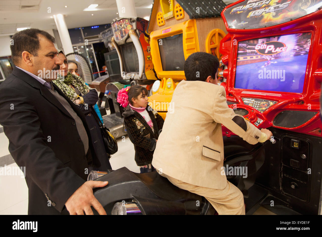 Arcade Games Inside The Family Mall Shopping Mall At Erbil, Iraqi Kurdistan, Iraq Stock Photo