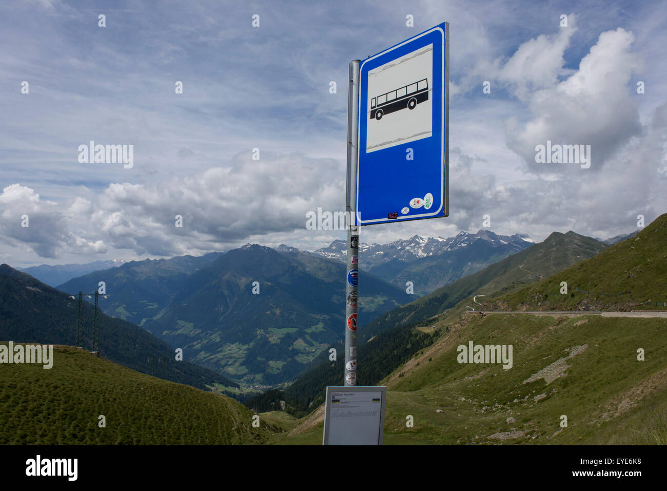 Italy rome bus stop sign hi-res stock photography and images - Alamy