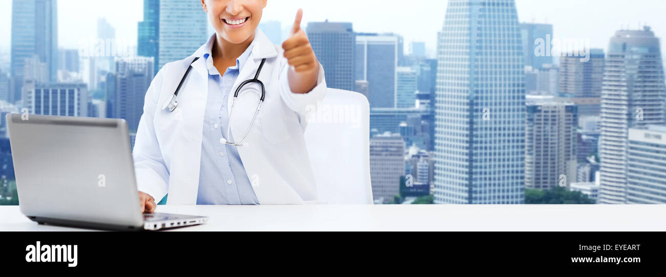 African female doctor thumbs up hi-res stock photography and images - Alamy