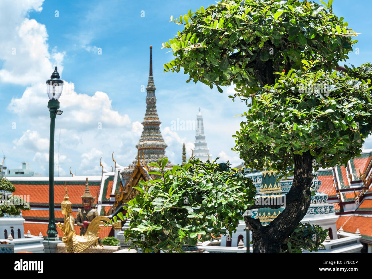 Bangkok Grand kings palace ancient temple in thailand Stock Photo - Alamy