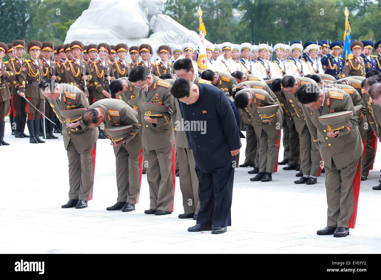 Martyrs of the korean peoples army hi-res stock photography and images ...